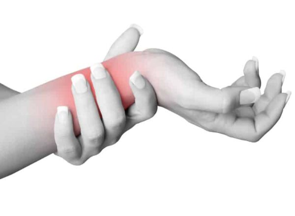 douleur du poignet massage de l'avant-bras